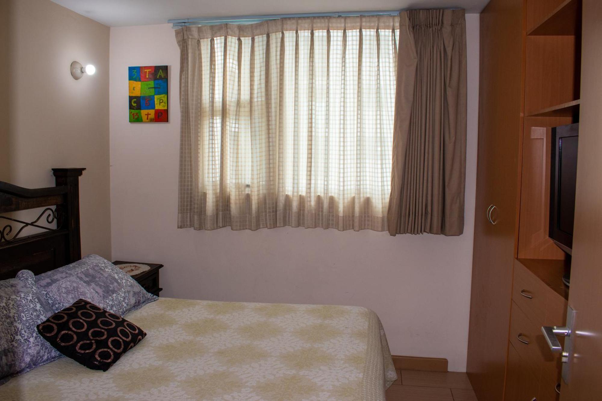 2 Rooms, 1 King Size Bed, 64" Smart Hdtv 危地马拉 外观 照片